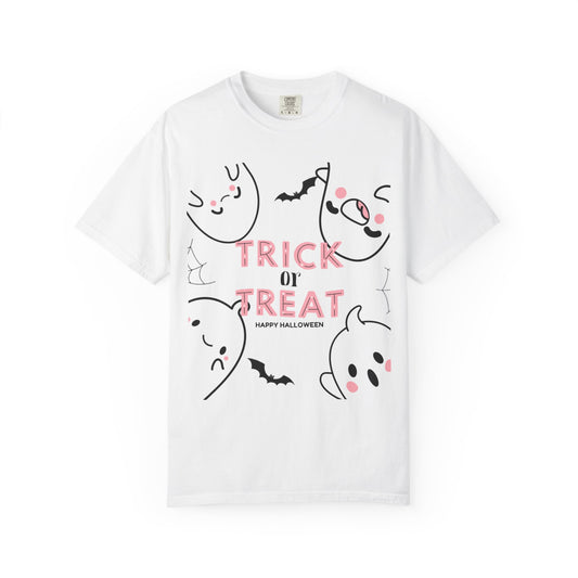 Ghostly Halloween Unisex T-Shirt - Trick or Treat Design