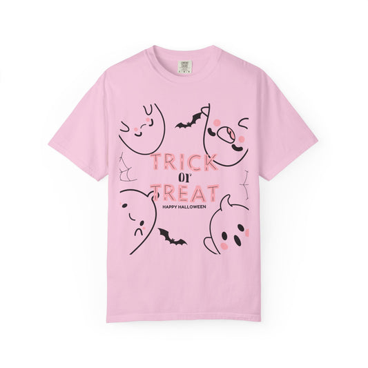 Ghostly Halloween Unisex T-Shirt - Trick or Treat Design